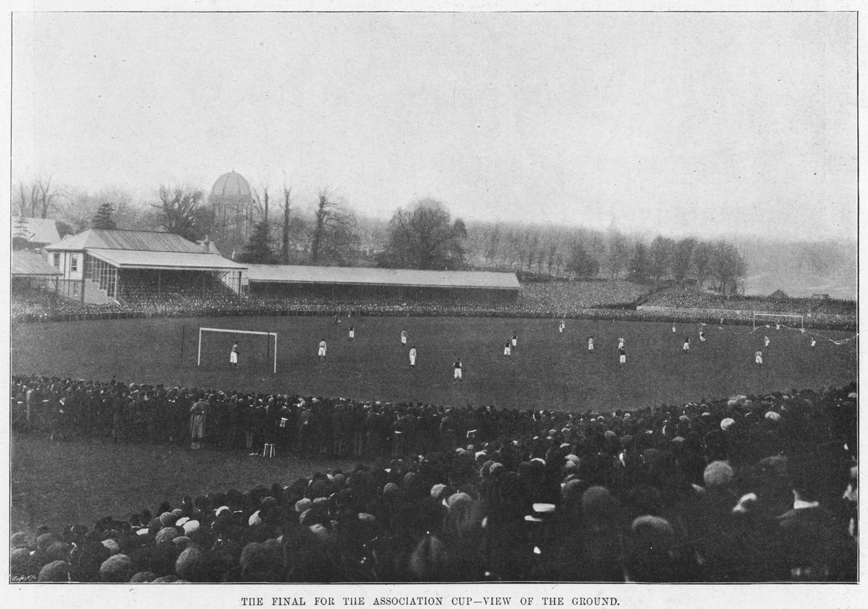 Aston Villa und Everton spielen das Finale des Association Cup, 1897 von English Photographer