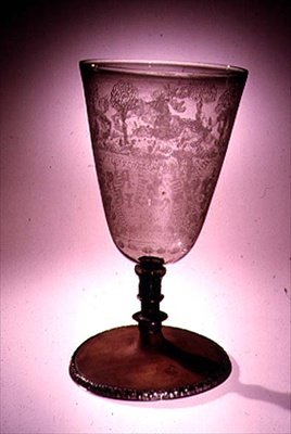 Glas graviert von Anthony de Lisle, zugeschrieben Giacomo Verzelini, 1577 von English School