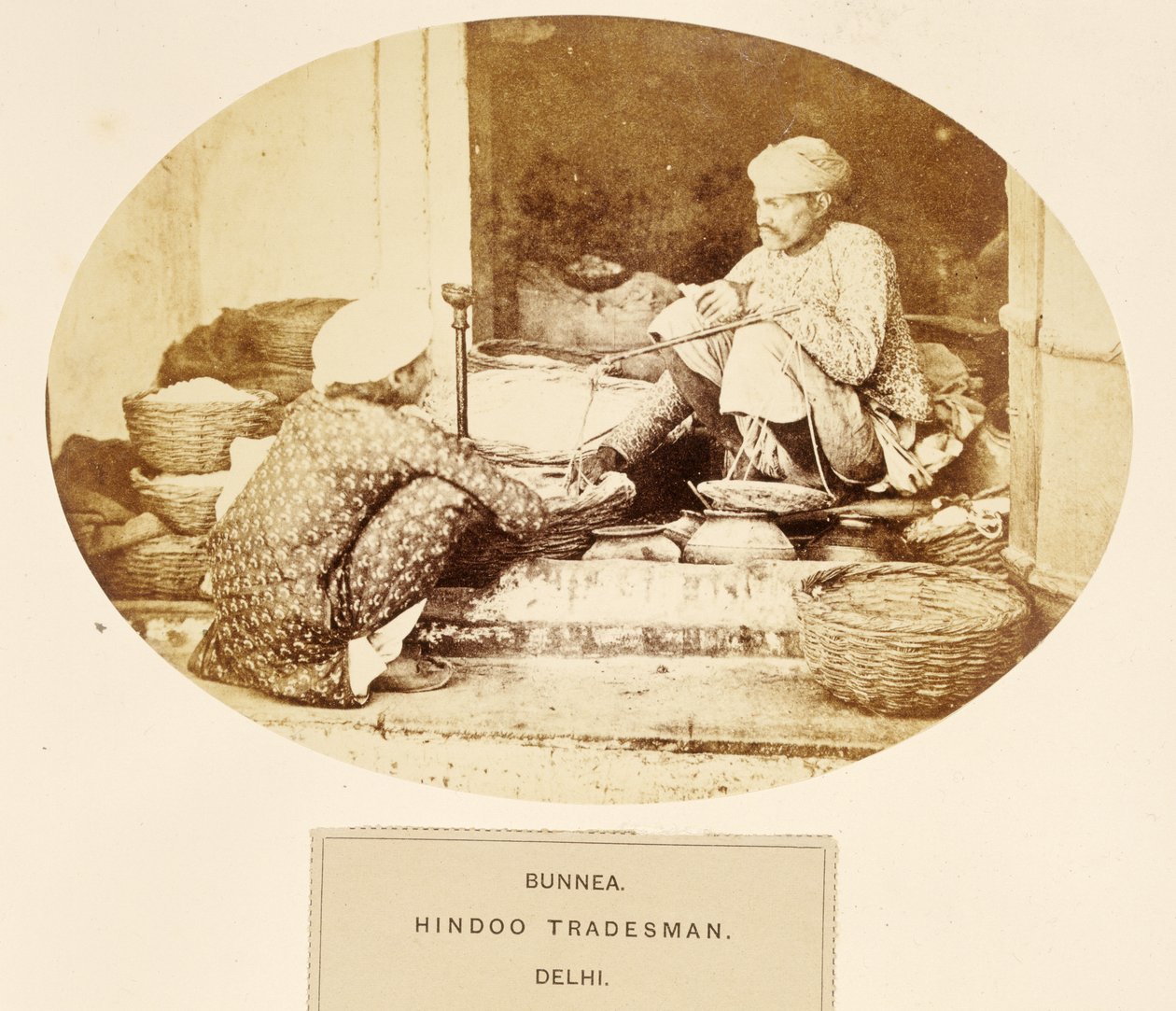 Bunnea, Hindu Händler, Delhi, aus Die Völker Indiens, von J. Forbes Watson, veröffentlicht 1868 von English Photographer