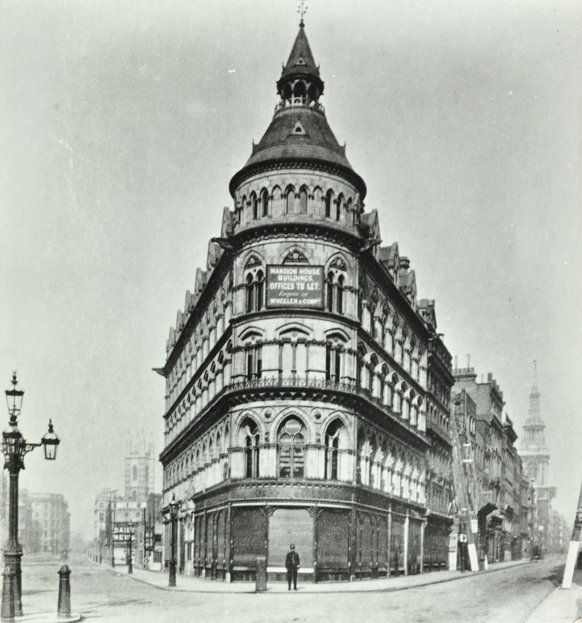 Queen Victoria Street, Mansion House Street Ecke von Poultry und Queen Victoria Street, London, 1880 von English Photographer