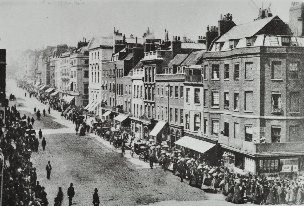 Saint Jamess Street, Westminster LB: Blick nach Norden von Pall Mall, 1889 von English Photographer
