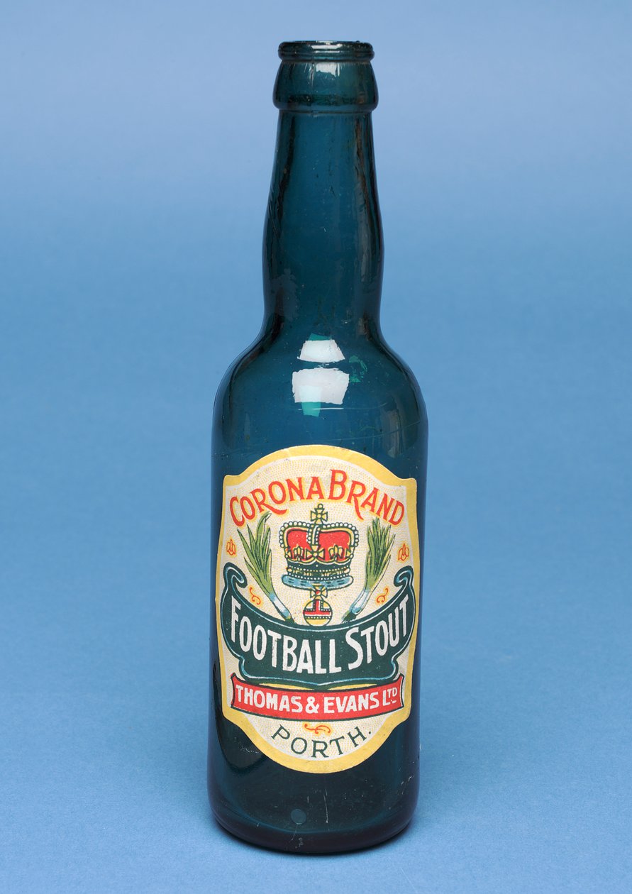 Flasche Corona Football Stout von English School