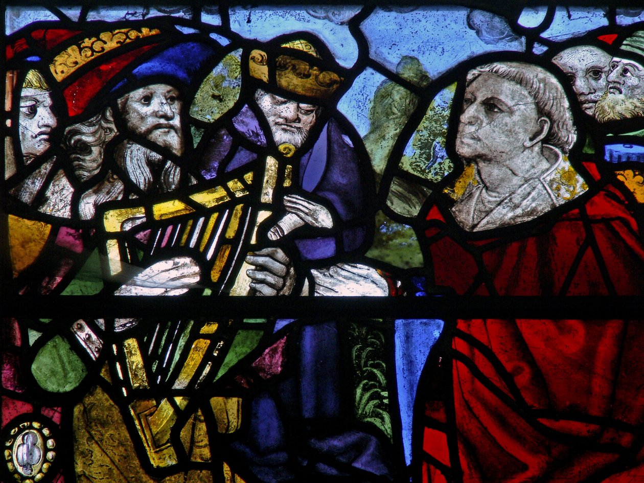 Fenster n-5 mit einer Figur mit einer Harfe (Detail) von English School
