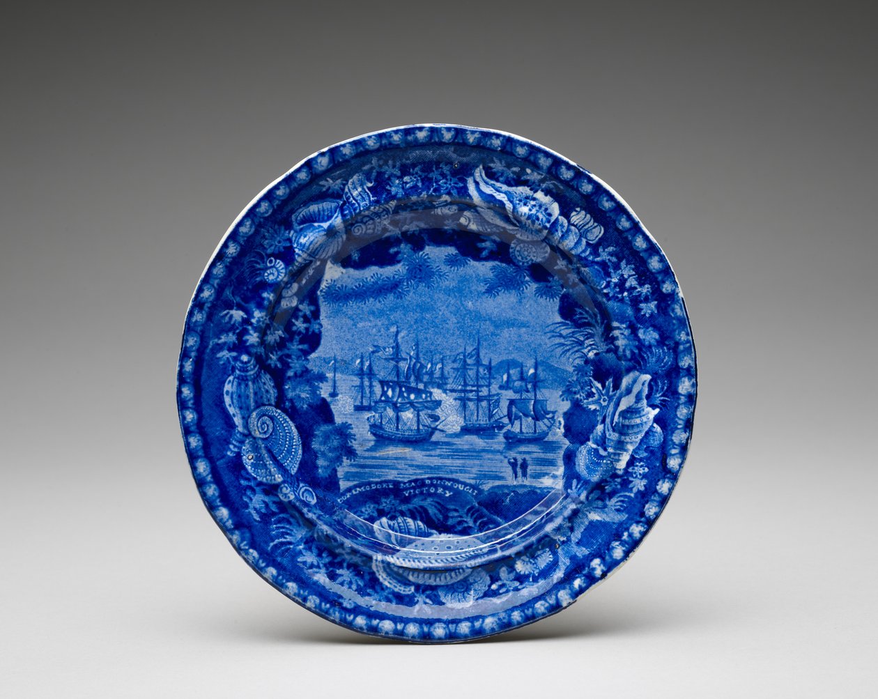 Teller, um 1818-1846 von Enoch Wood and Sons