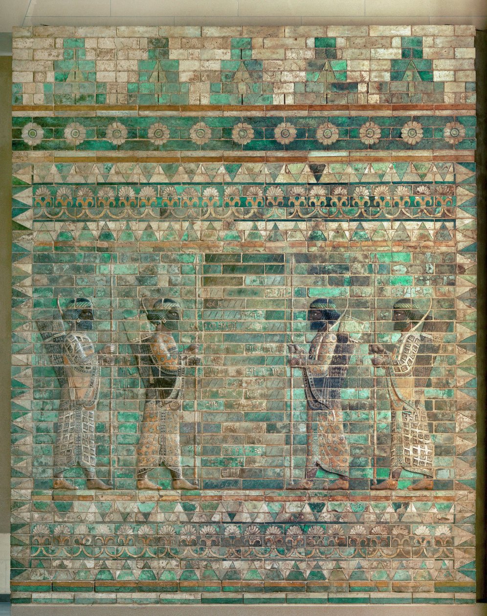 Prozession der Bogenschützen von Erich Lessing