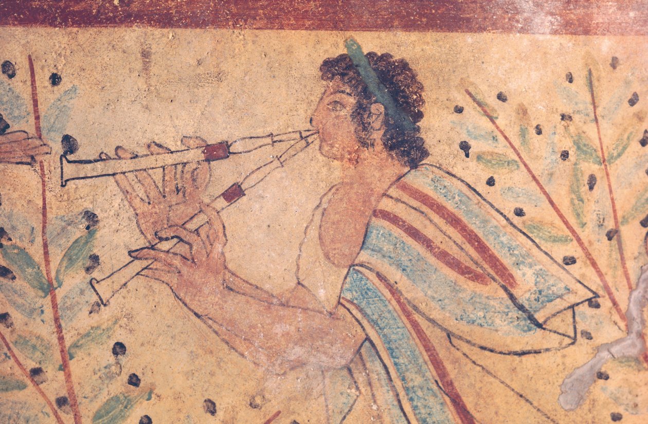 Etruskische Kunst: ein Flötenspieler. Detail eines Freskos im Grab der Leoparden, in der Nekropole von Monterozzi, Italien, Anfang des 5. Jahrhunderts v. Chr. von Etruscan