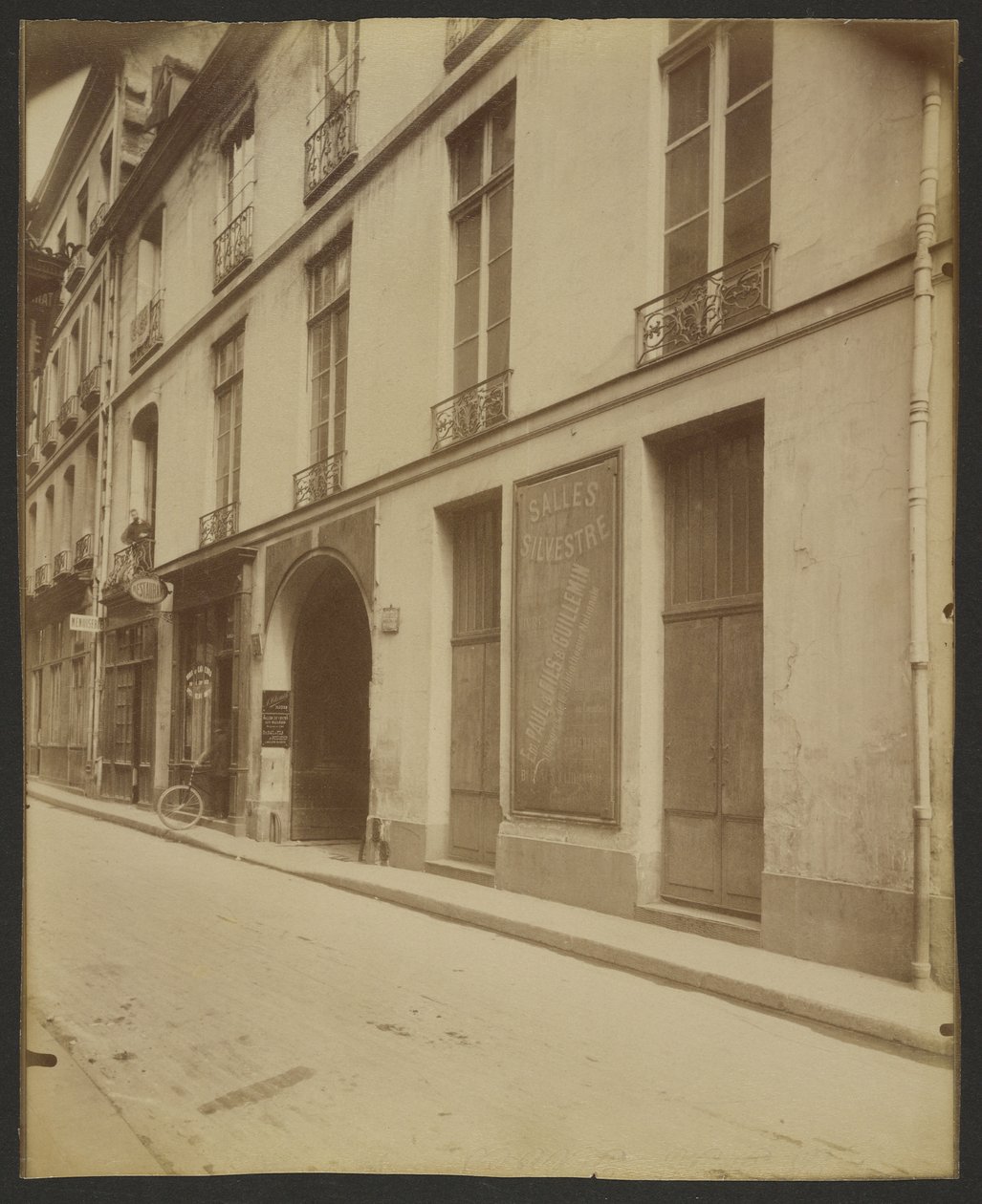 Hôtel de la Guillonière, 28 rue des Bons-Enfants, Richelieu wohnte hier (1°) von Eugène Atget
