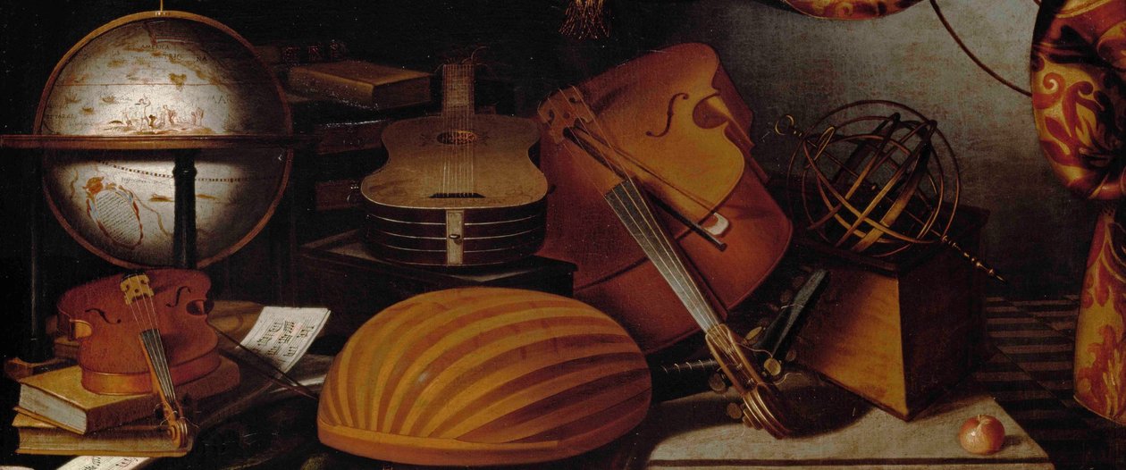 Stillleben mit Musikinstrumenten, Globus und Armillarsphäre (Detail) von Evaristo Baschenis
