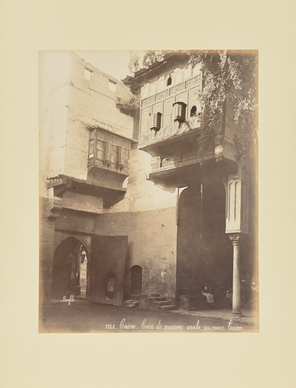 Kairo - Hof eines arabischen Hauses, im alten Kairo von Félix Bonfils