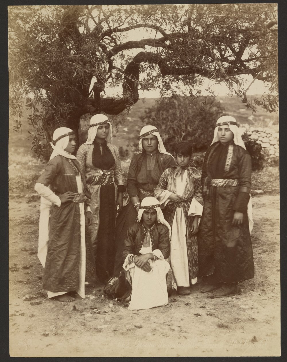 Gruppe von drusischen Mädchen: Mt. Carmel von Félix Bonfils