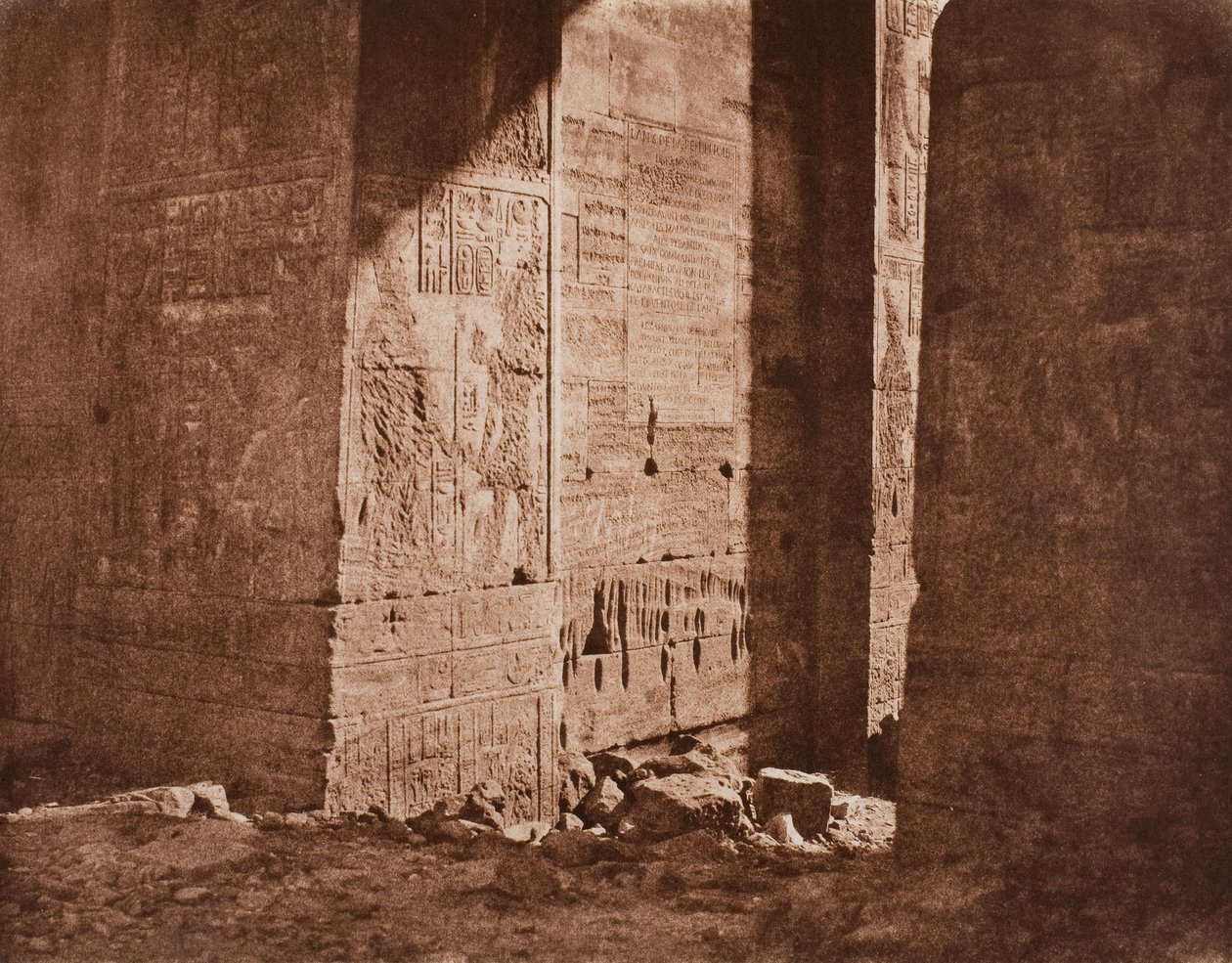 Erster Pylon - Französische Inschrift auf dem östlichen Widerlager bei Punkt H, Insel Fila (Philae) von Félix Teynard