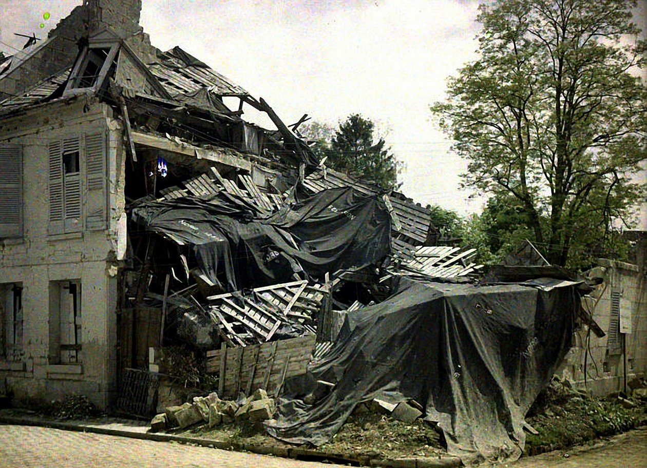 Ecke der rue des Minimes, Soissons, Aisne, Frankreich, 1917 von Fernand Cuville