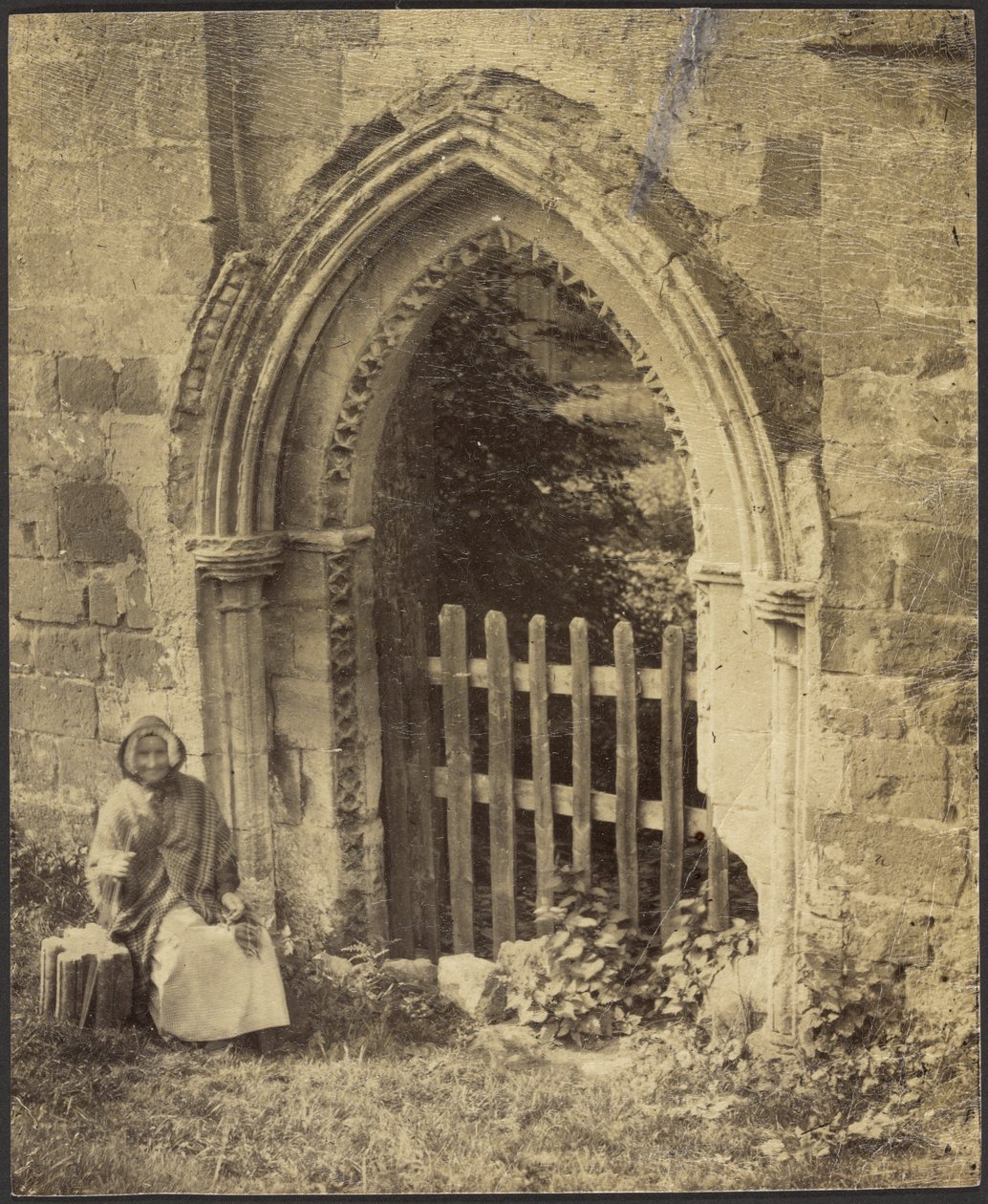 Tür, Rivaulx Abbey von Francis Bedford