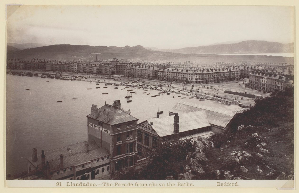 Llandudno - Die Parade von oben den Bädern, 1860-94 von Francis Bedford