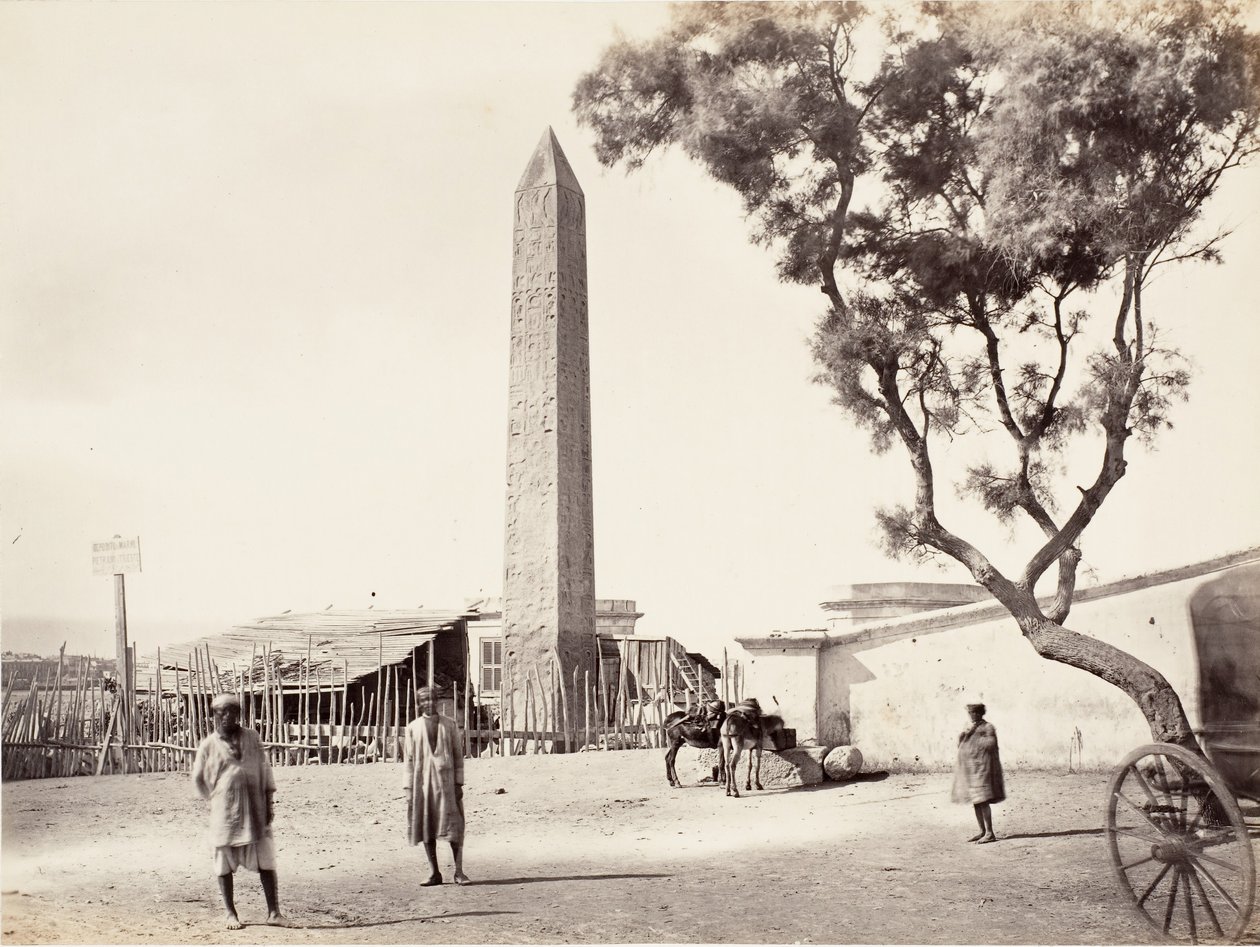 Ägyptischer Obelisk, Kleopatras Nadel, in Alexandria, Ägypten, ca. 1870 von Francis Frith