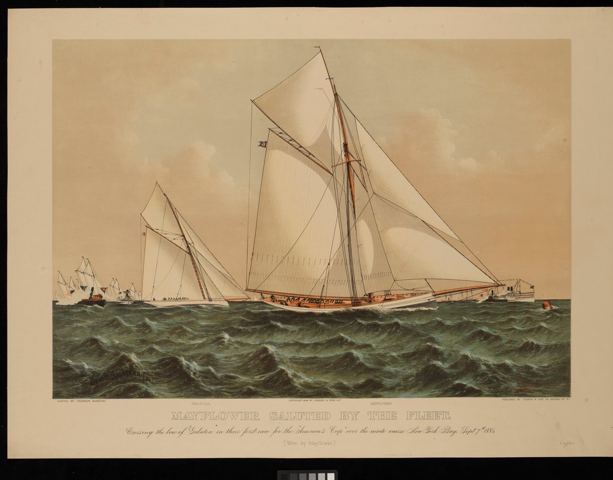 Mayflower von der Flotte begrüßt. Überquert den Bug der Galatea in ihrem ersten Rennen um den America