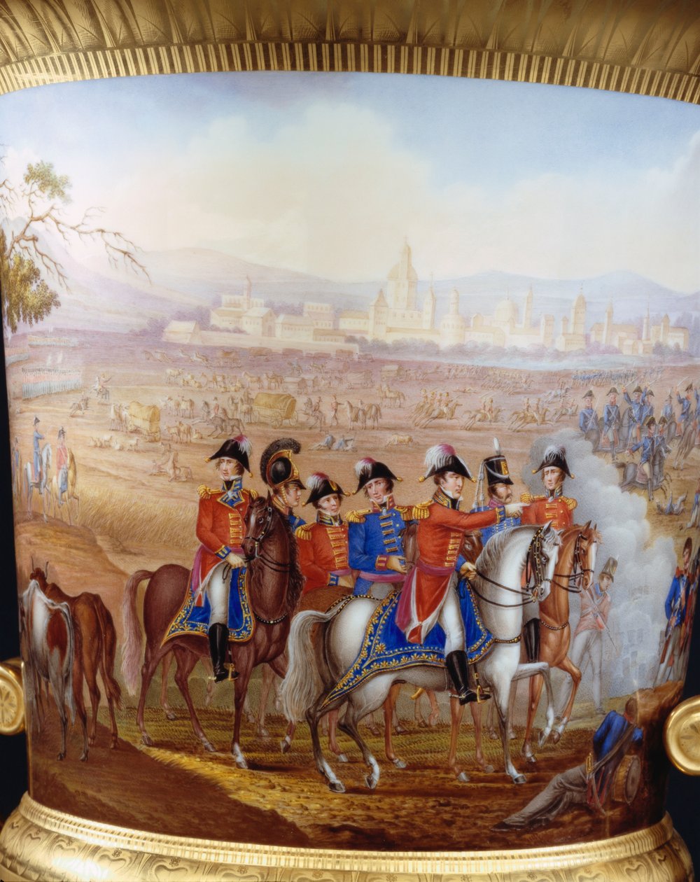 Detail von Wellington und seinen Offizieren von einer Berliner Goldgrund schlanken Campana-Vase und Sockel des Wellington-Diensttyps, bemalt mit einer Szene der Schlacht von Vittoria, 1817 von Frederick Christian Lewis