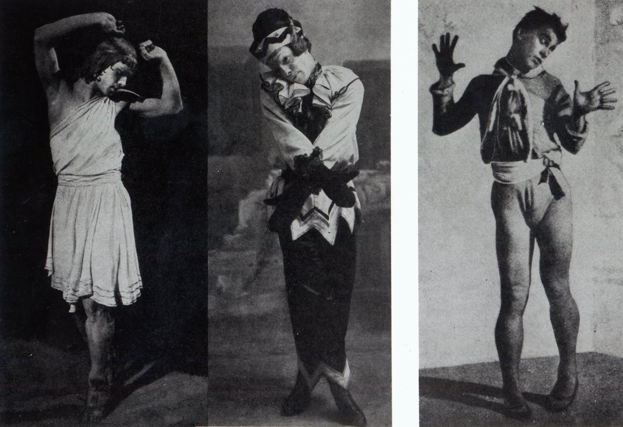 Vaslav Nijinsky in der Rolle des Narziss, Petrouchka und Till Eulenspiegel, ca. 1911-16 von French Photographer