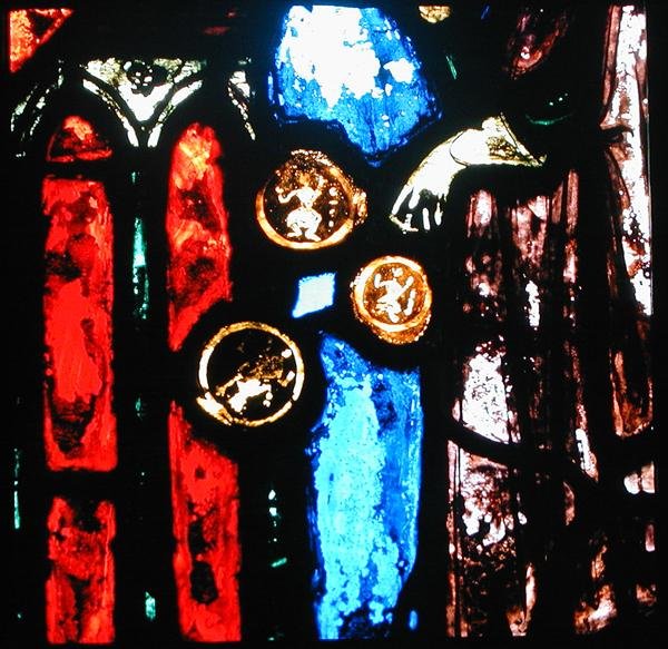 Detail eines der Fenster von French School