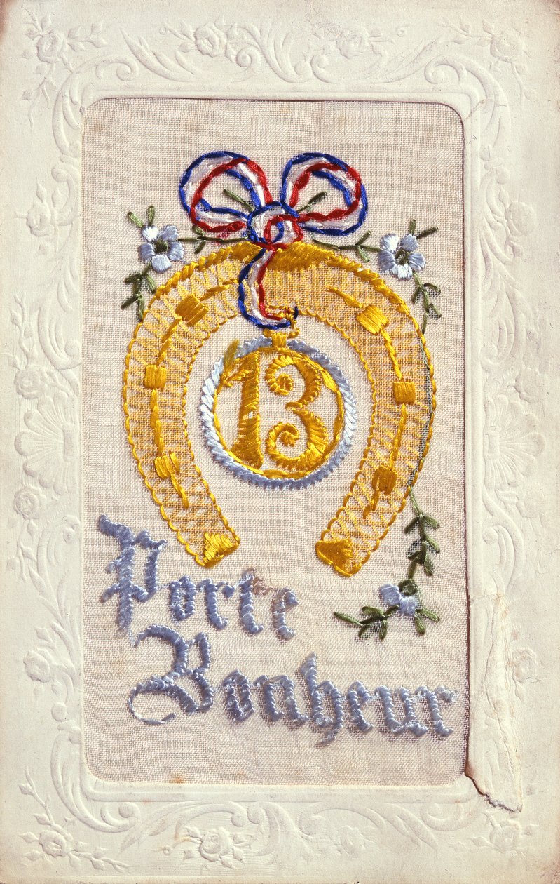 Bestickte Postkarte, die Glücksbringer darstellt, vor 1914 von French School
