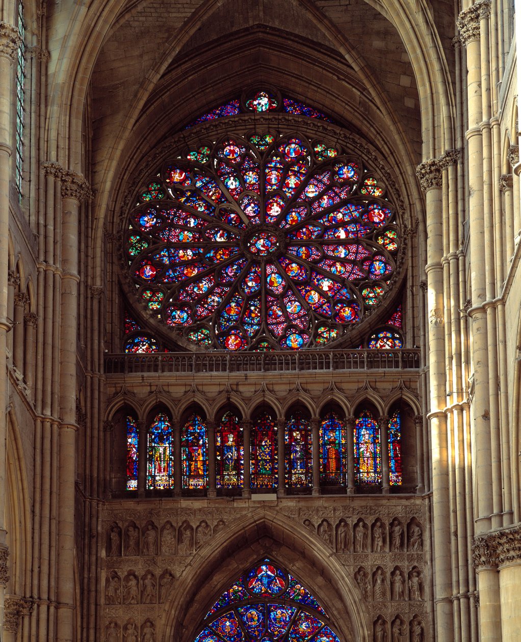 Gotische Architektur: Ansicht der Rosette der Kathedrale Notre-Dame von Reims aus dem 13. Jahrhundert von French School