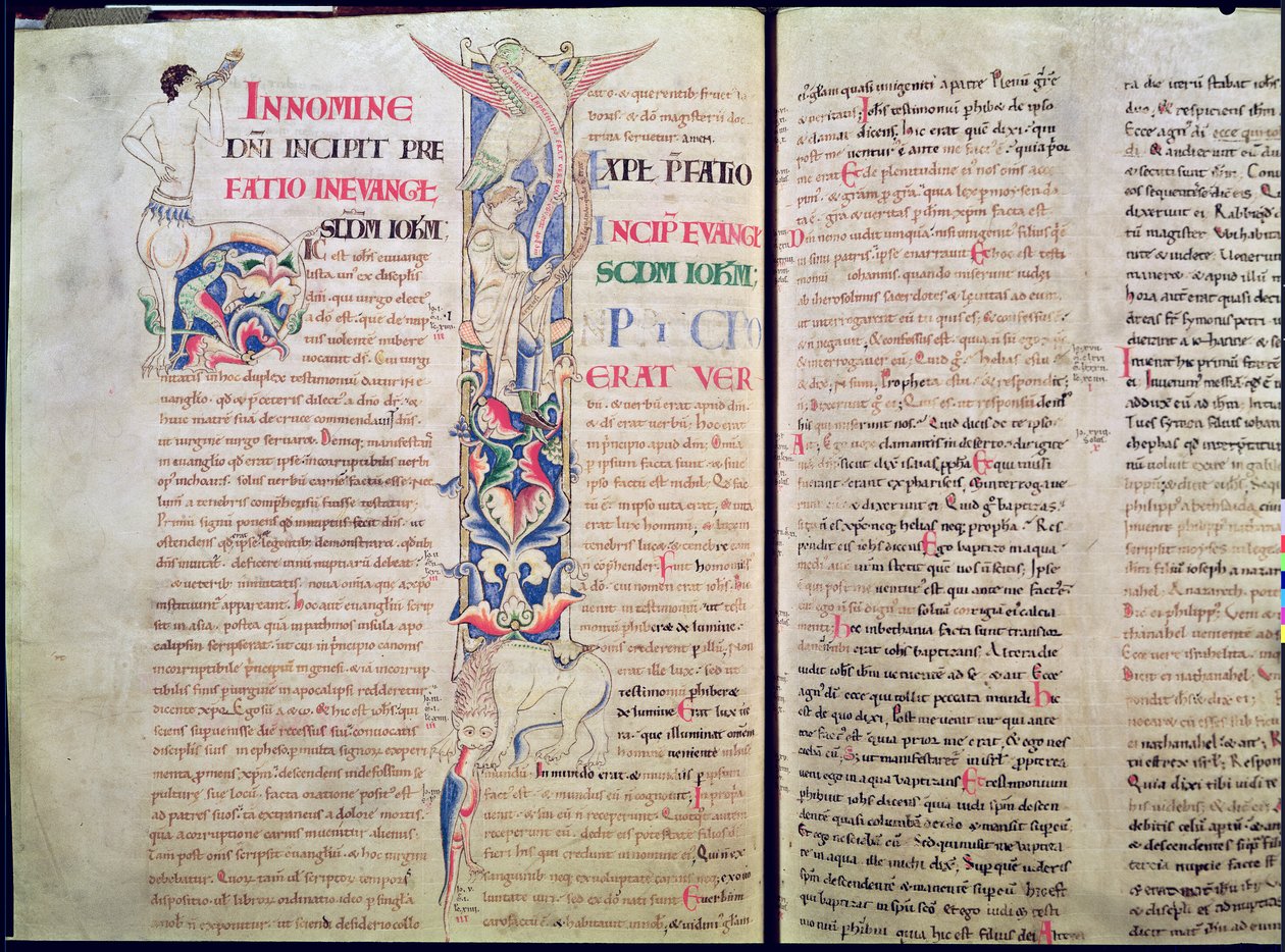 Historiierte Initiale H mit einem Zentaur und historiierte Initiale I mit dem Adler des Hl. Johannes, der den Ketzer Arius zum Schweigen bringt, aus dem Evangelium des Hl. Johannes, Bibel von St. Etienne von French School