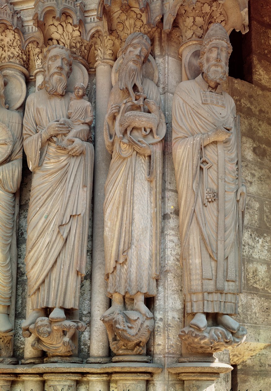 Der Prophet Simeon, Johannes der Täufer und Petrus, Statuenfiguren von der rechten Seite der zentralen Tür des Nordportals von French School