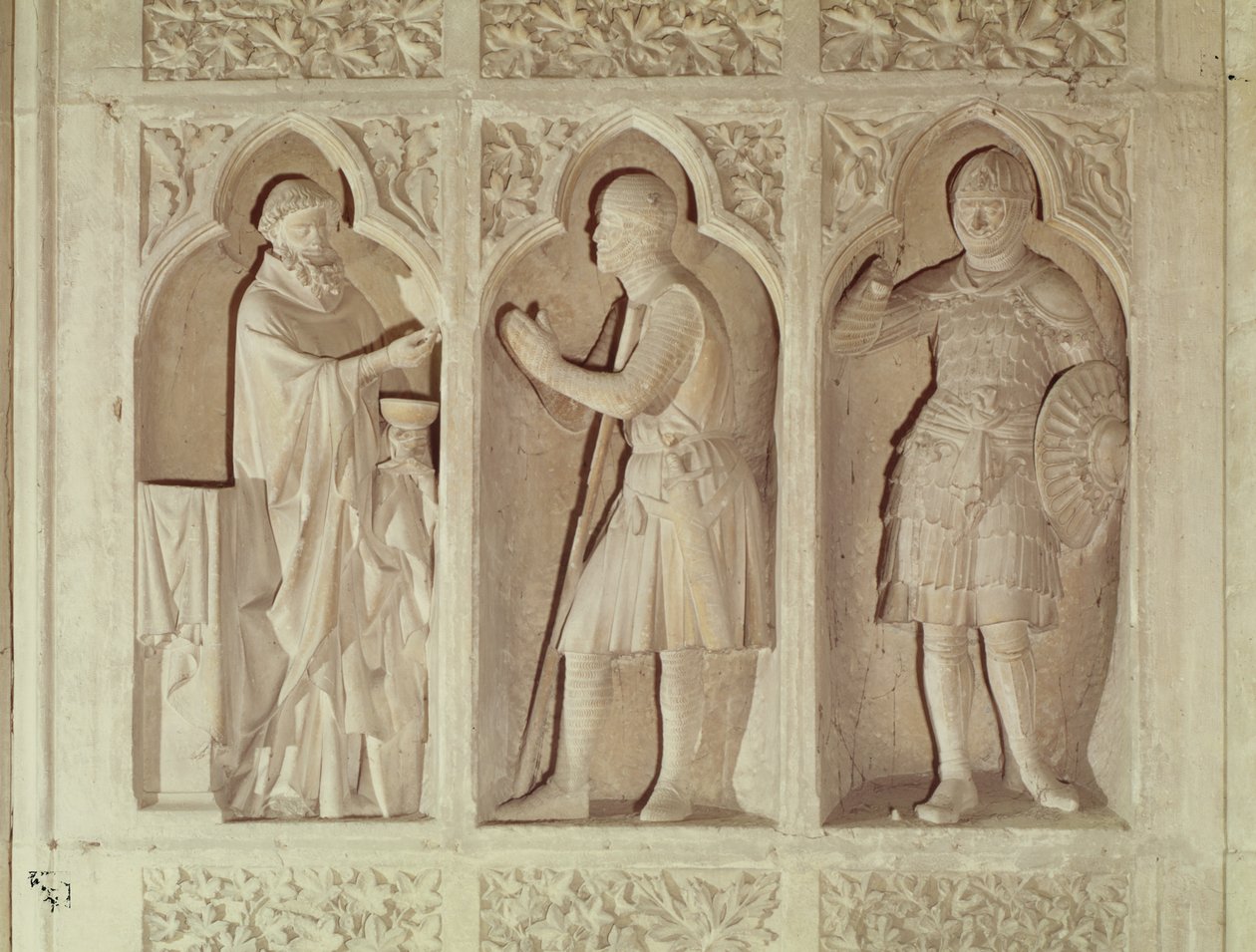 Die Kommunion eines Ritters, Detail vom Westende des Kirchenschiffs, 1245-57 von French School