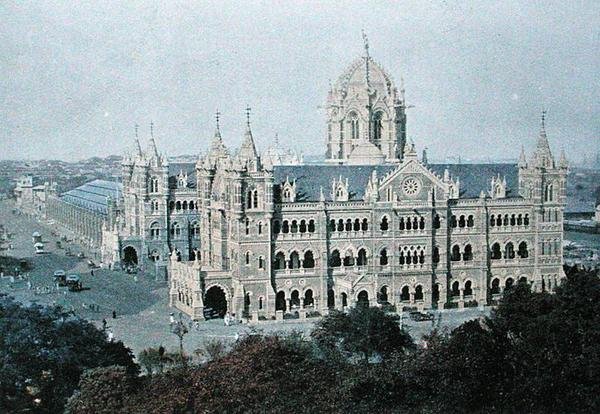 Victoria Terminus, Bombay, graviert von Gillot, ca. 1910 von French School