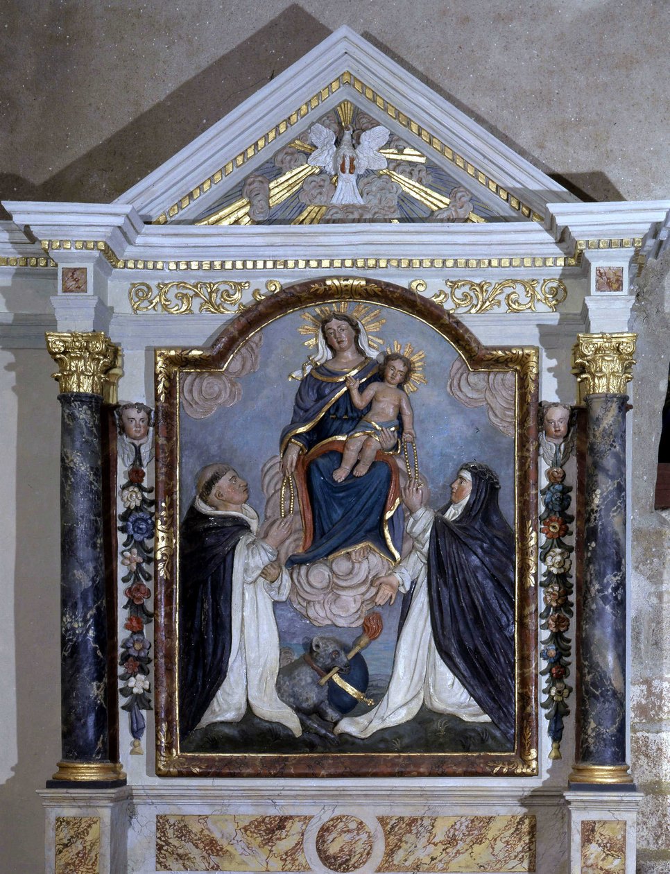 Jungfrau und Kind, Altarbild der Kirche von Pear on Life, Vendée. von French School