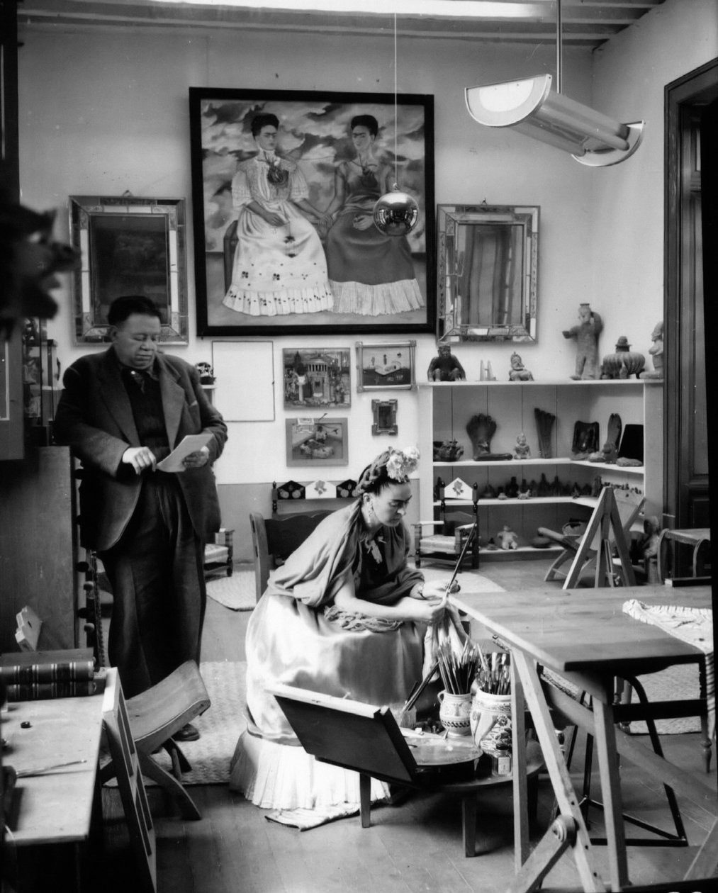 Mexikanische Maler Frida Kahlo (1907-1954) und Diego Rivera (1886-1957) in ihrem Atelier 1948 von Frida Kahlo