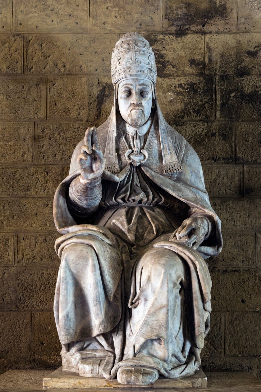 Statue von Papst Julius III. von Bildhauer Fulvio Signorini im Chigi Saracini Palast, Siena, Provinz Siena, Toskana, Italien von Fulvio Signorini