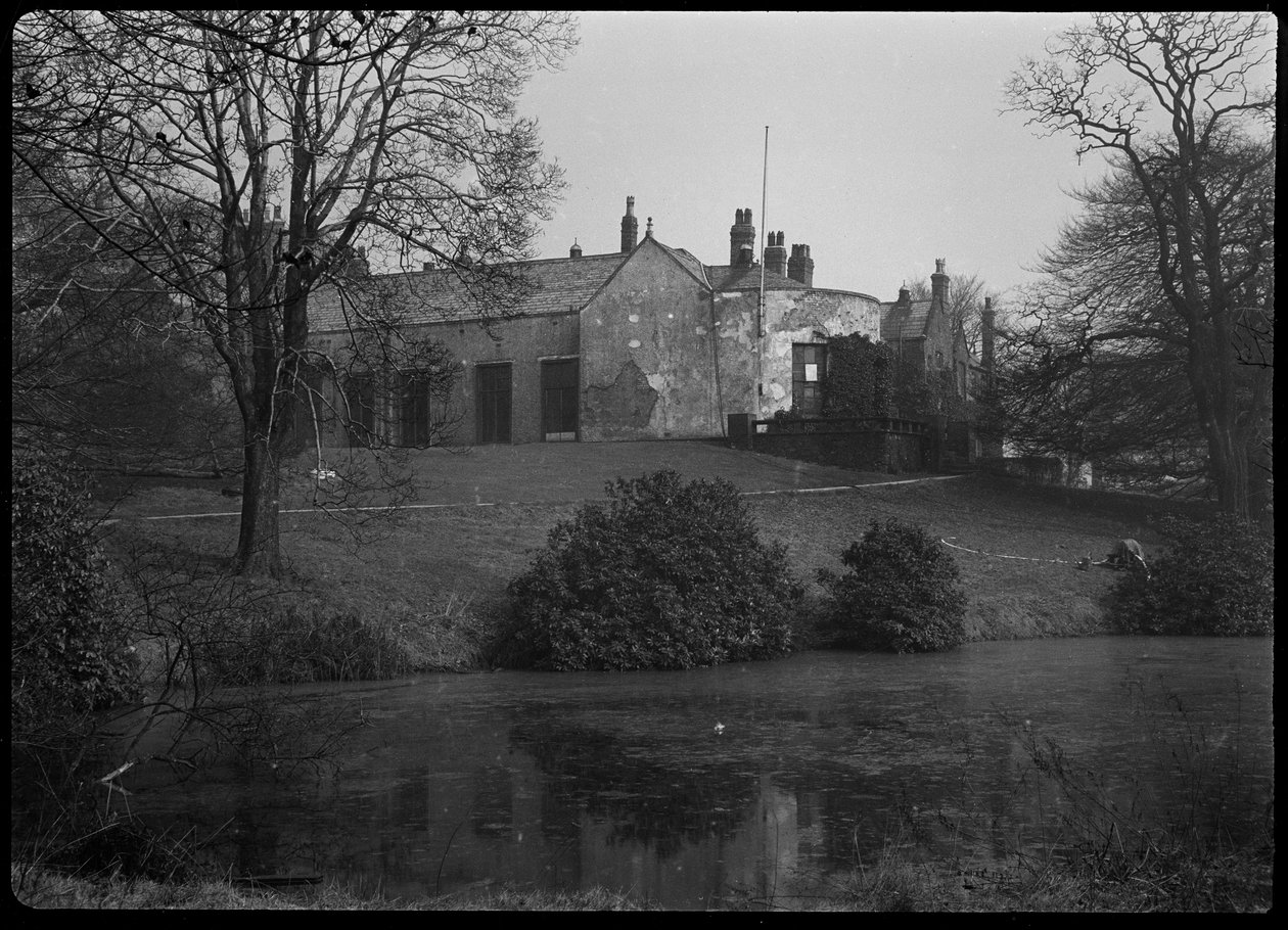 Barlow Hall, Barlow Hall Road, Chorlton Cum Hardy, Manchester, 1942 von George Bernard Wood