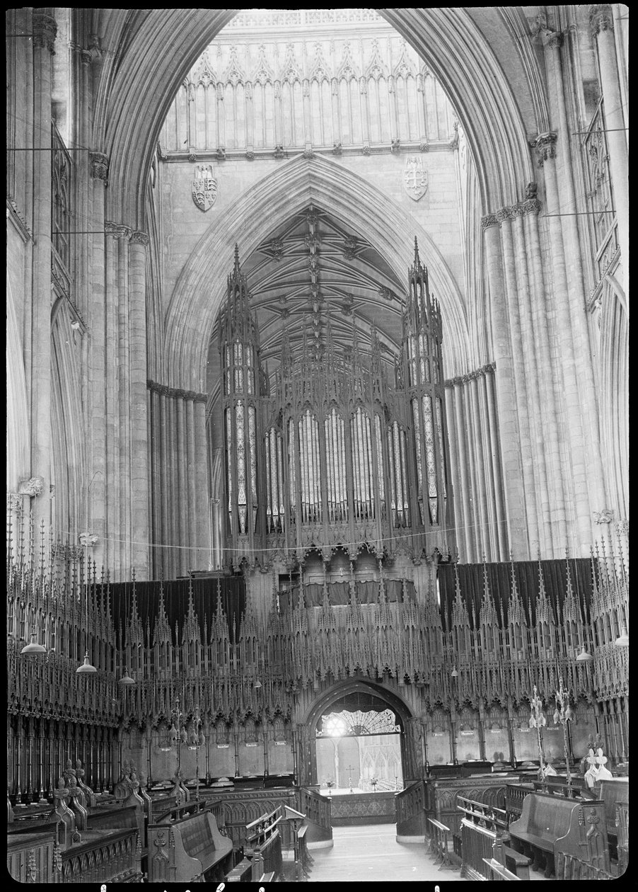 York Minster, Minster Yard, York, 1942 von George Bernard Wood