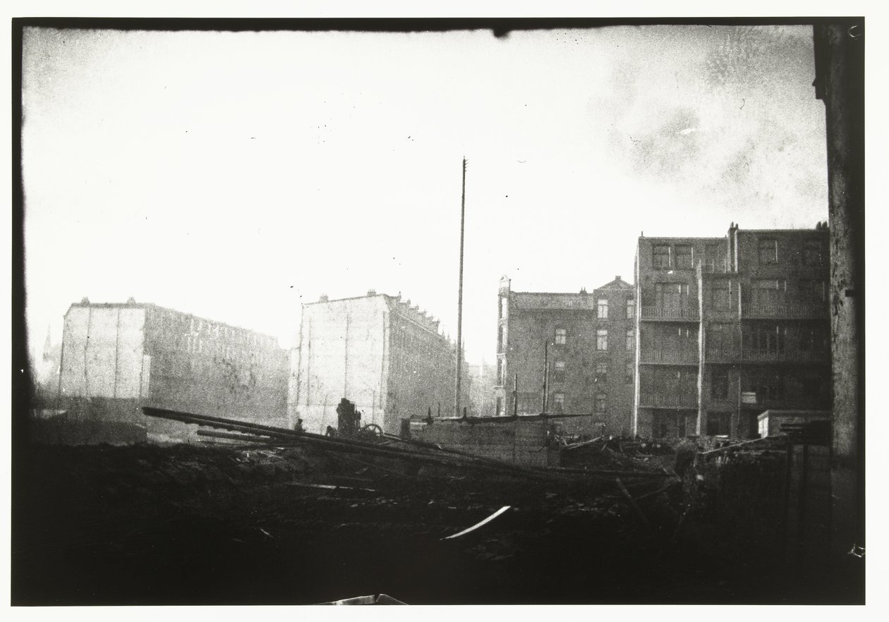 Neubauten entlang des Jacob van Lennepkanaals in Amsterdam von George Hendrik Breitner