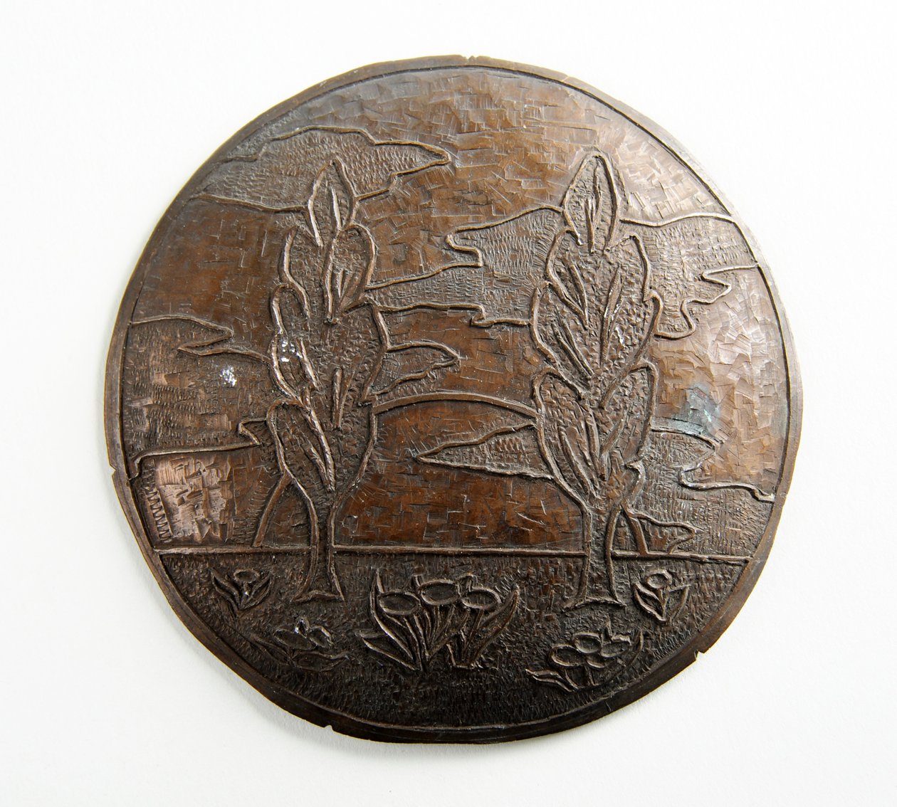Konvexe Plakette mit Bäumen, Wolken und Blumen von George James Frampton