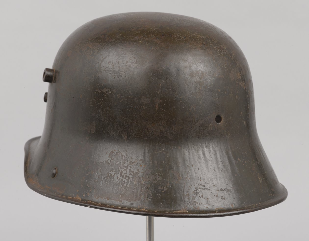 Deutscher Stahlhelm oder Stahlhelm, um 1916 von German School