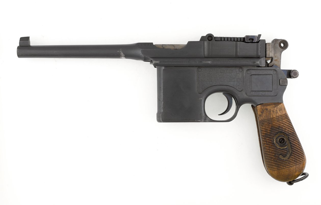 Mauser C96 9 mm Selbstladepistole, Exportmodell umgebaut auf 9 mm Parabellum von German School