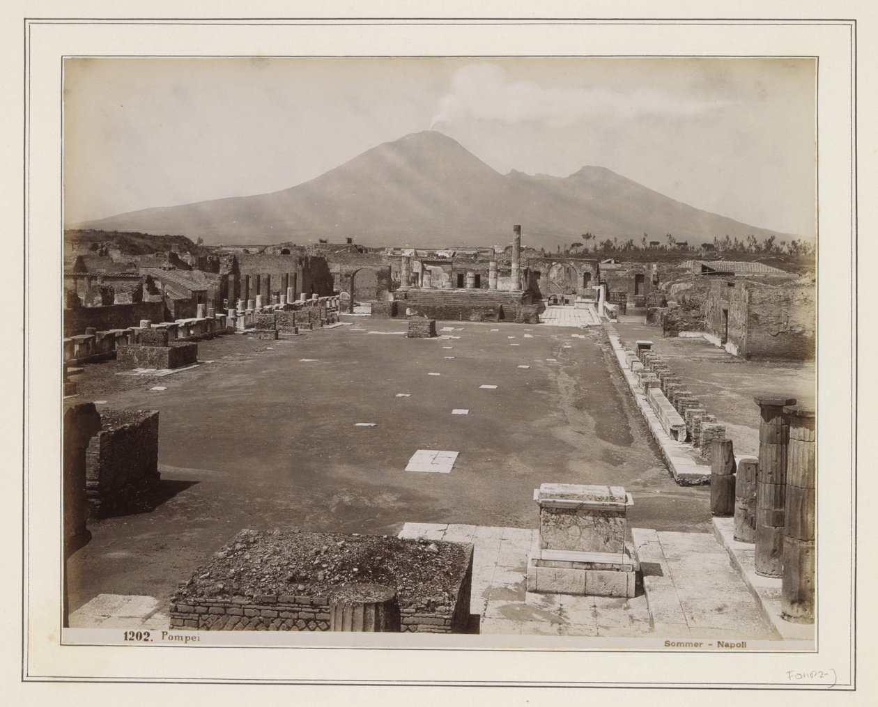 Ansicht des Forums in Pompeji von Giorgio Sommer