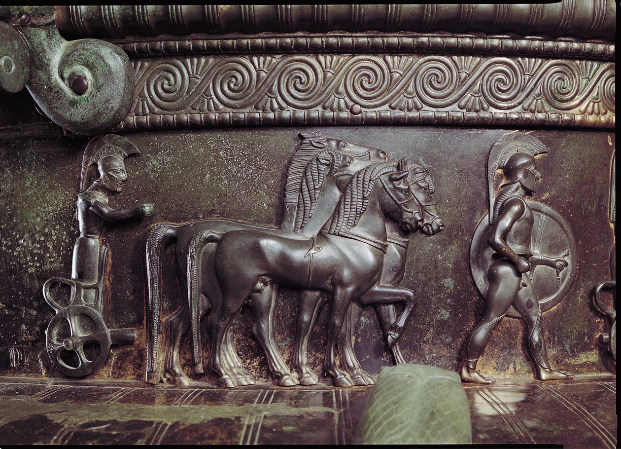 Eine Quadriga und ein Hoplit, Detail des Frieses um den Hals des Vix-Kraters von Greek