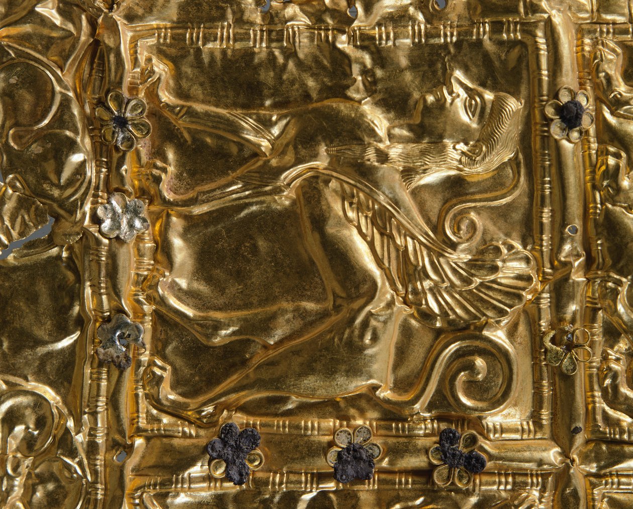 Detail einer Folie mit geprägter Dekoration aus Delphi (Gold) von Greek