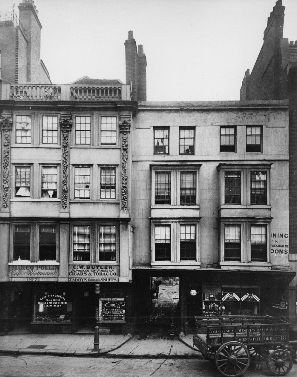 Aldgate, Überreste des alten Saracen