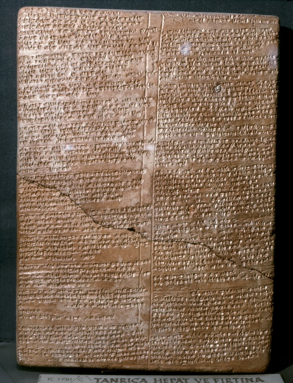 ALTORIENTALISCHE KUNST (Hethiter): Keilschrifttafel in hethitischer Sprache. von Hittite