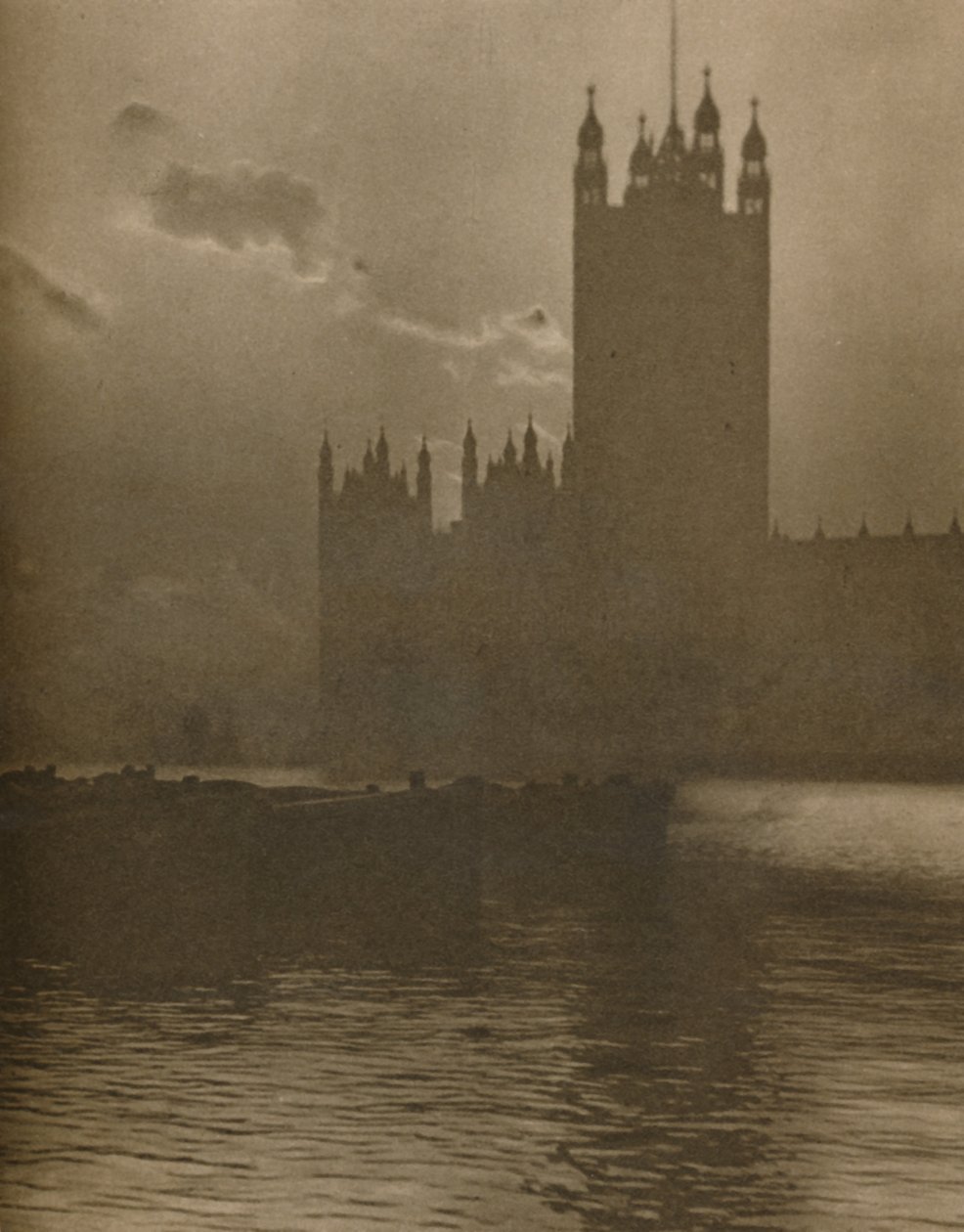 Schrein aus Stein, der das schlagende Herz des parlamentarischen Londons bedeckt, ca. 1935 von Huson