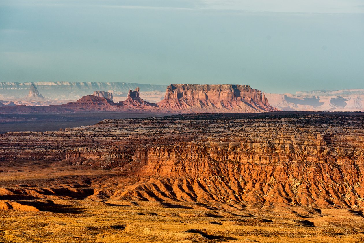 Vom Gooseneck State Park, Utah Blick auf das Monument Valley, 2012 von Ira Block