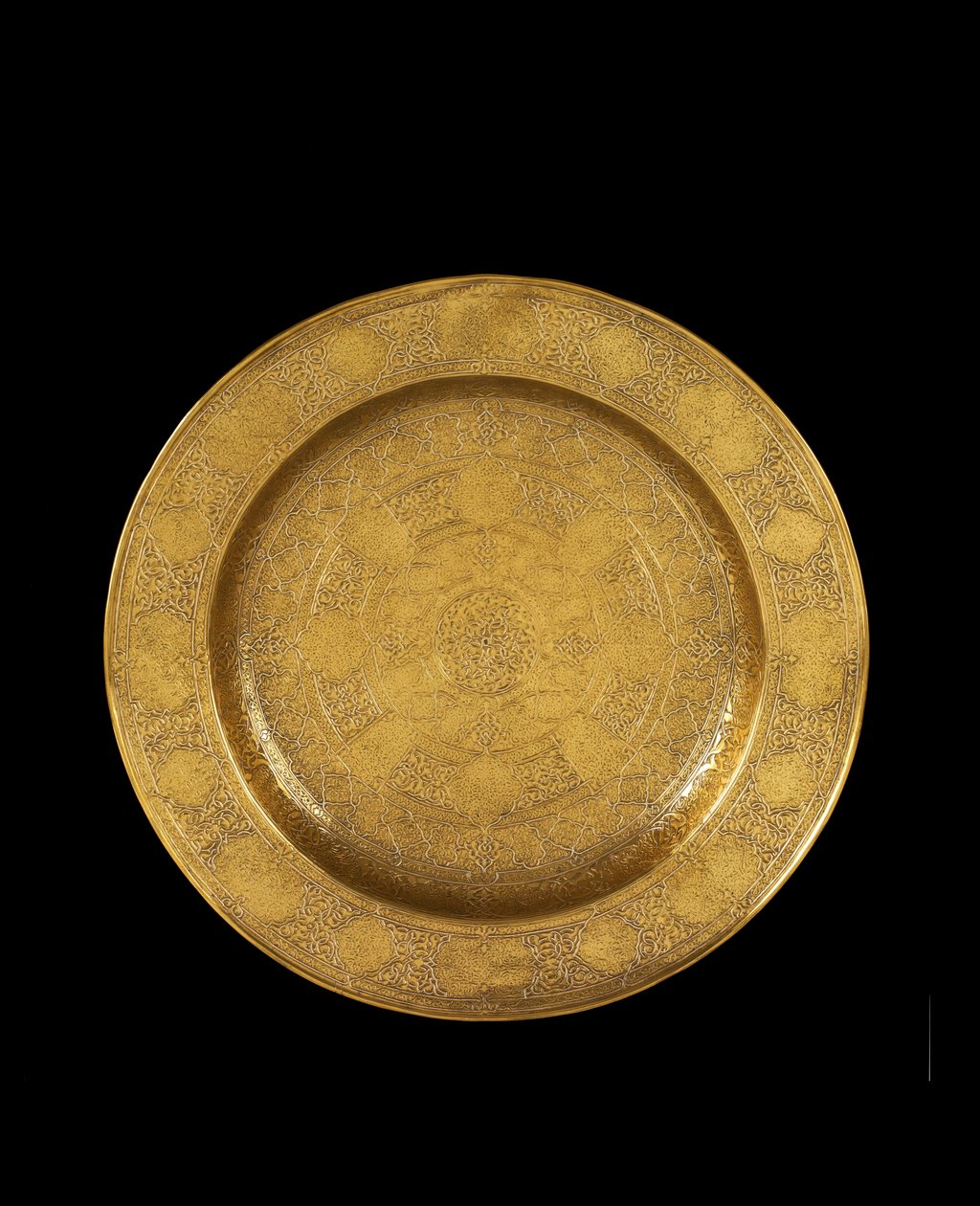 Schale aus graviertem Messing mit Silbereinlagen und späterer Vergoldung, 1575-99 von Iranian School