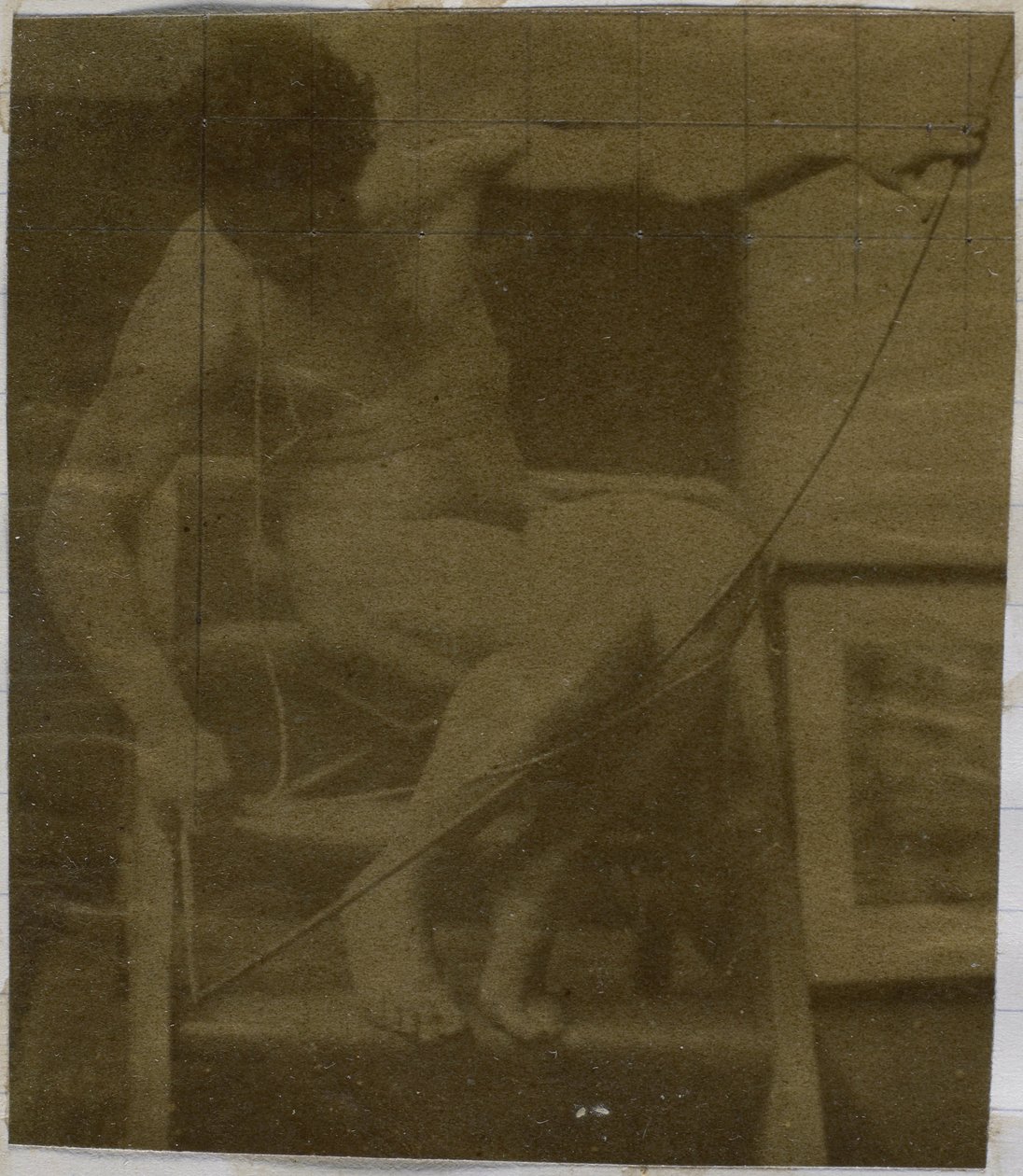 Studie eines männlichen Aktmodells, sitzend auf einer Treppe, von vorne gesehen mit Seil und Bogen auf dem Schoß, im Atelier von Jacques de Lalaing von Jacques Lalaing (attributed to)