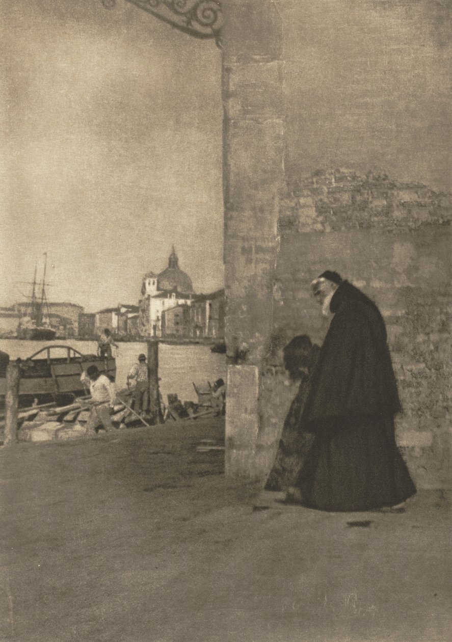 Camera Work: Ein Franziskaner, Venedig, 1904 von James Craig Annan