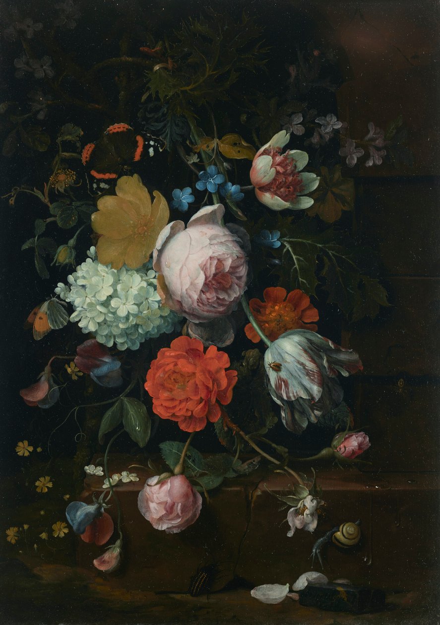 Ein Blumenstrauß aus Pfingstrosen, Tulpen, Rosen und anderen Blumen auf einem Sims, mit Schmetterlingen, einer Schnecke und einem Käfer von Jan Mortel