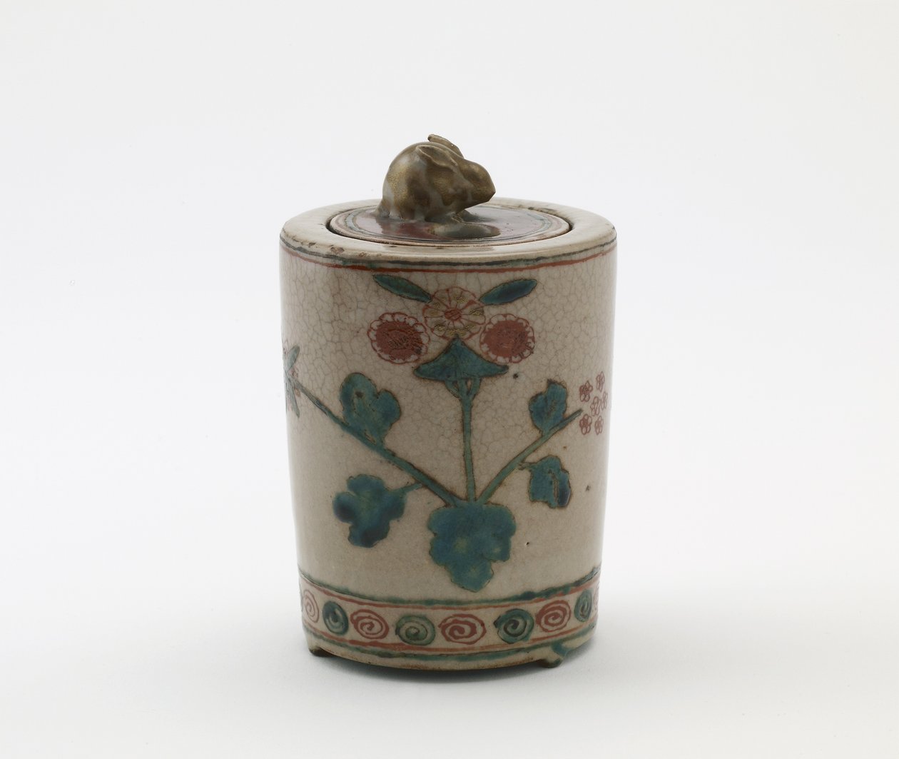 Zylindrischer Räucherofen mit Hase auf dem Deckel, Edo-Zeit oder Meiji-Ära von Japanese School